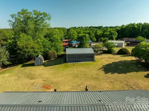 2104 Lamesa Court Lenoir NC 28645