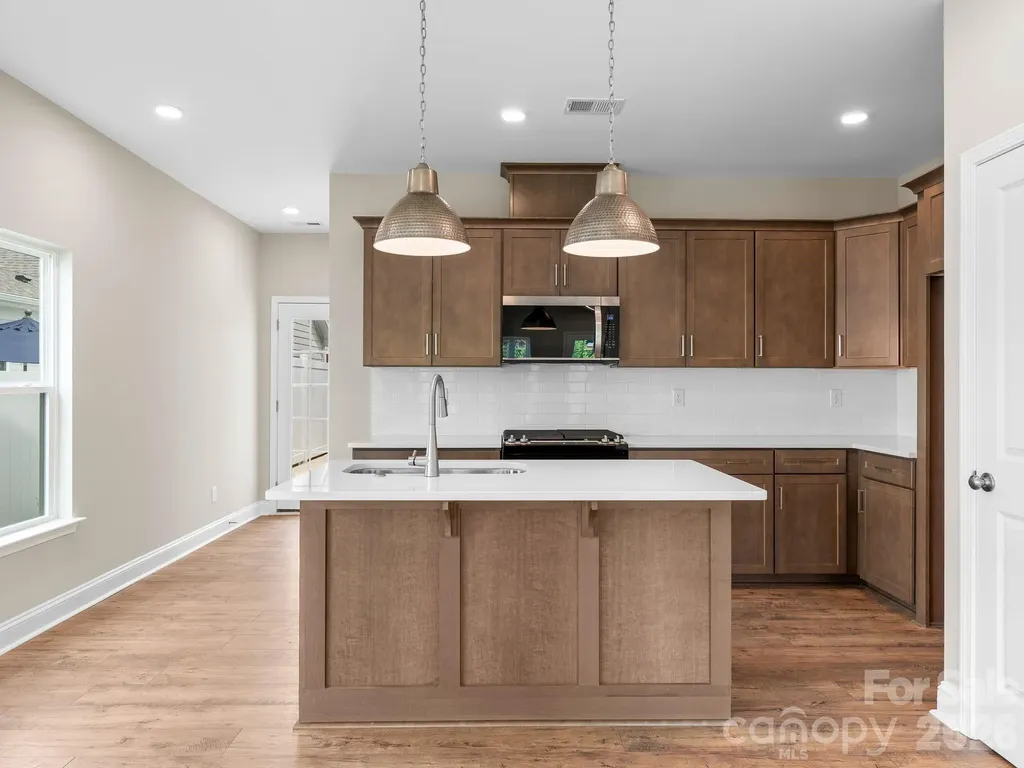 137 Cherry Springs Lane Asheville NC 28804