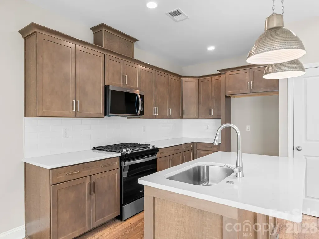 137 Cherry Springs Lane Asheville NC 28804