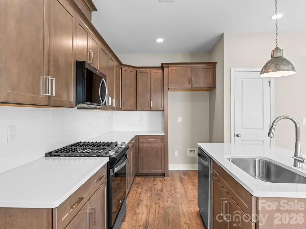 137 Cherry Springs Lane Asheville NC 28804