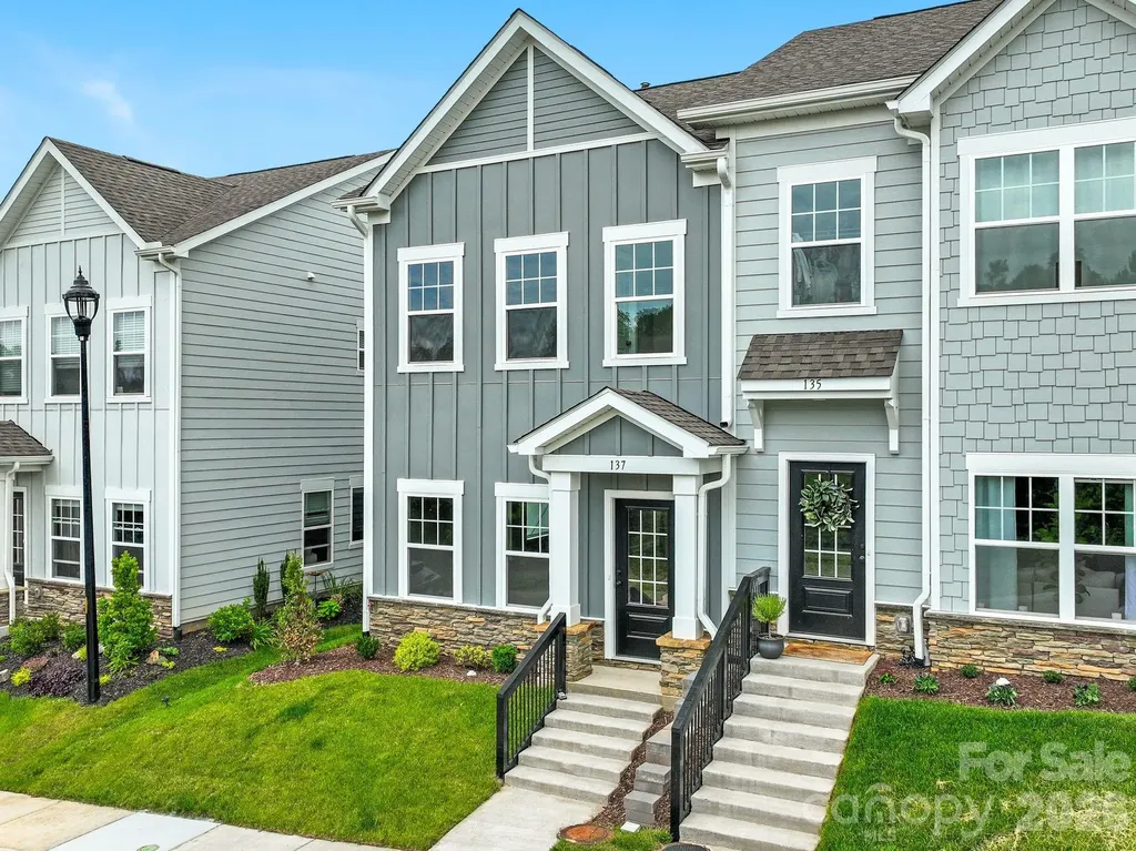 137 Cherry Springs Lane Asheville NC 28804