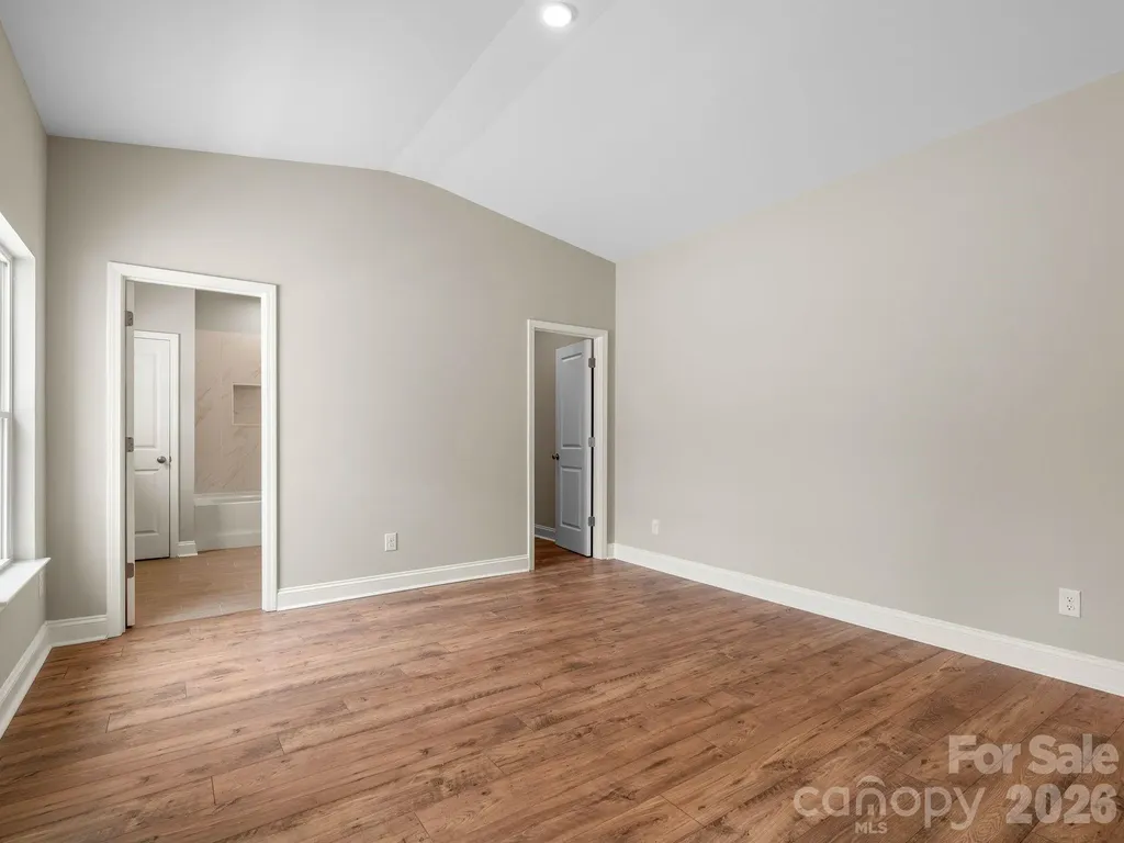 137 Cherry Springs Lane Asheville NC 28804