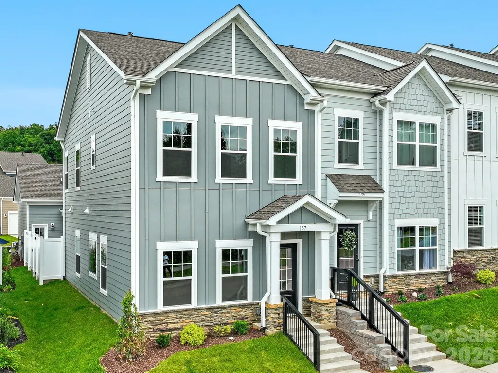 137 Cherry Springs Lane Asheville NC 28804
