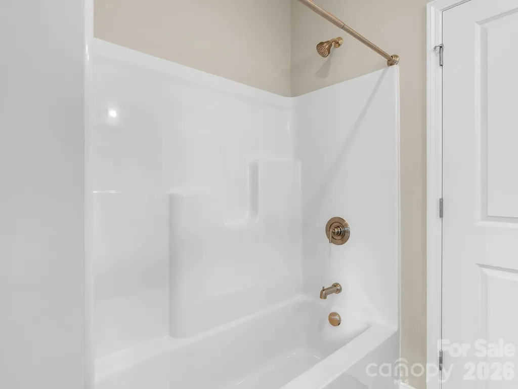 137 Cherry Springs Lane Asheville NC 28804