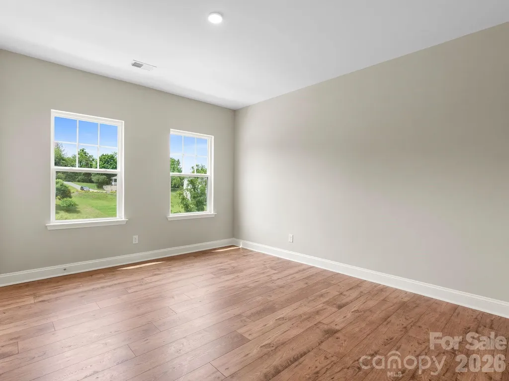 137 Cherry Springs Lane Asheville NC 28804