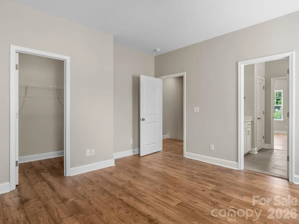 137 Cherry Springs Lane Asheville NC 28804