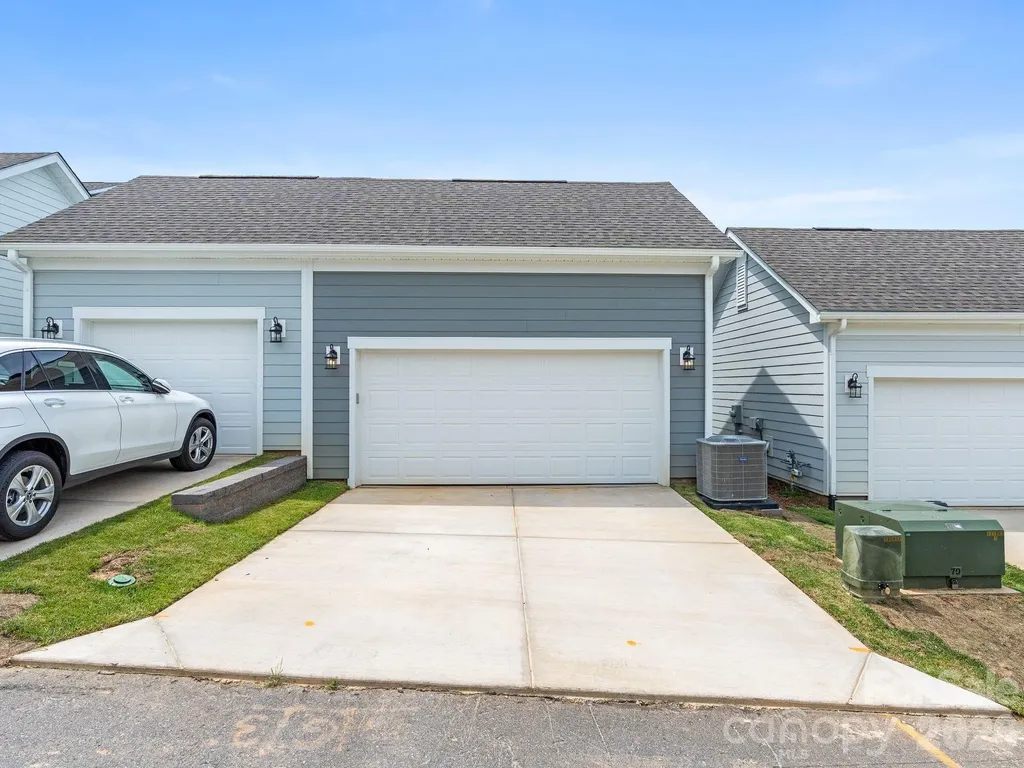 137 Cherry Springs Lane Asheville NC 28804