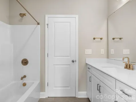 137 Cherry Springs Lane Asheville NC 28804