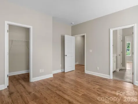 137 Cherry Springs Lane Asheville NC 28804
