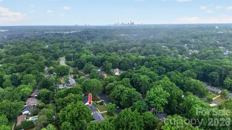 5326 Robinhood Road Charlotte NC 28211