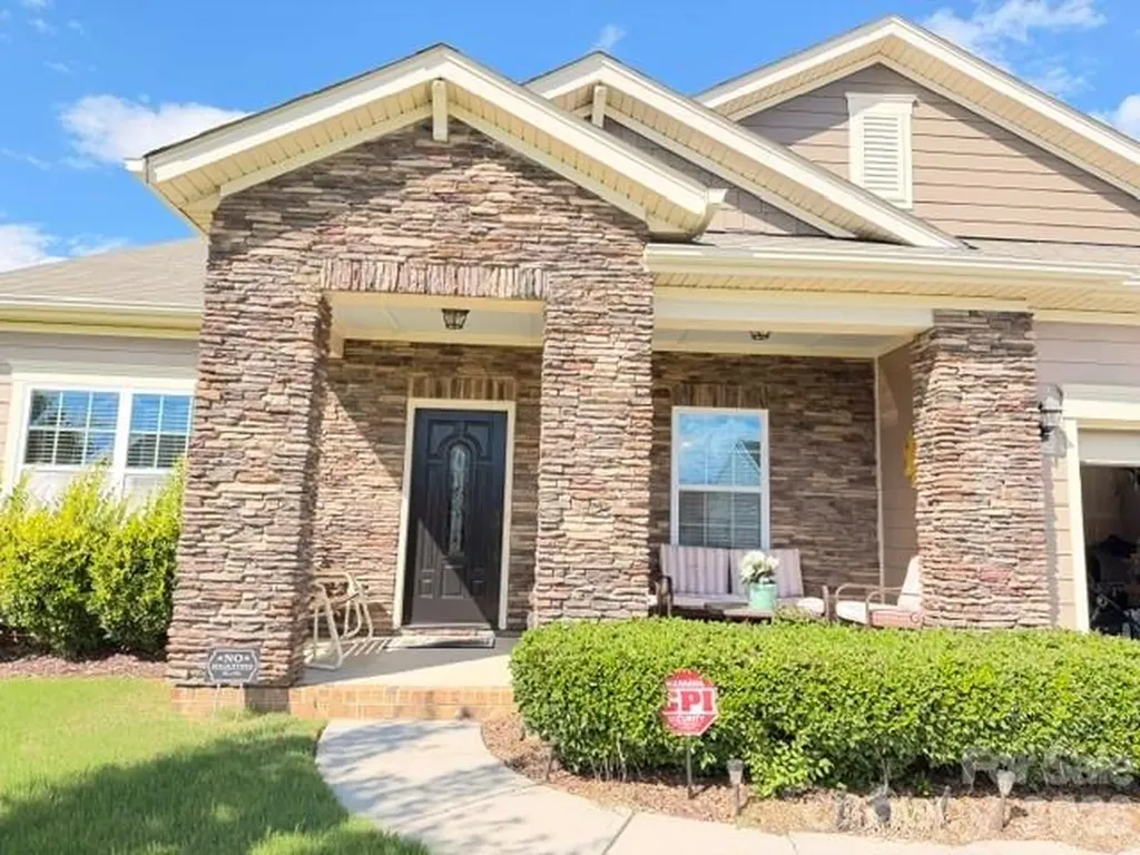 179 Glastonbury Drive Mooresville NC 28115