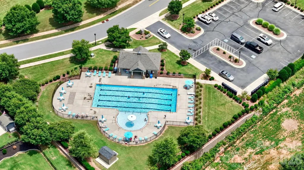 179 Glastonbury Drive Mooresville NC 28115