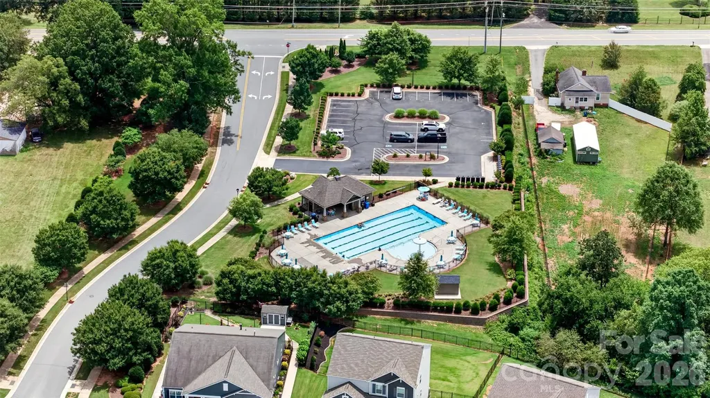 179 Glastonbury Drive Mooresville NC 28115