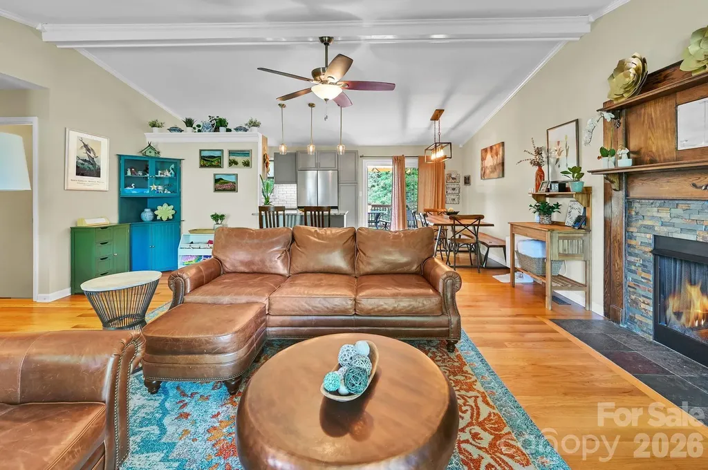 34 Knoll Ridge Drive Asheville NC 28804