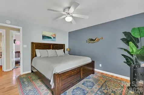 34 Knoll Ridge Drive Asheville NC 28804