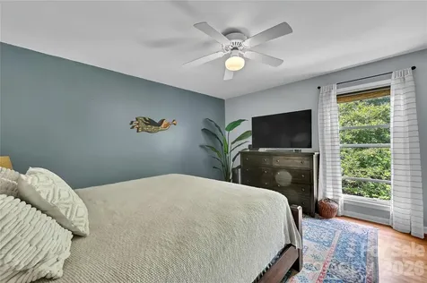 34 Knoll Ridge Drive Asheville NC 28804
