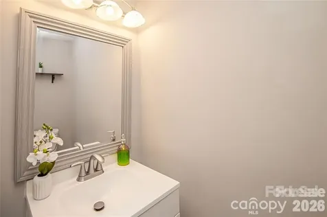 8839 Hunter Ridge Drive Charlotte NC 28226