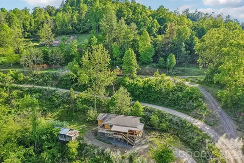 137 Red Maple Lane Burnsville NC 28714