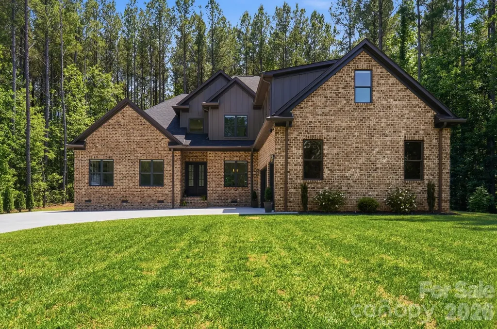 145 Crooked Branch Way Troutman NC 28166