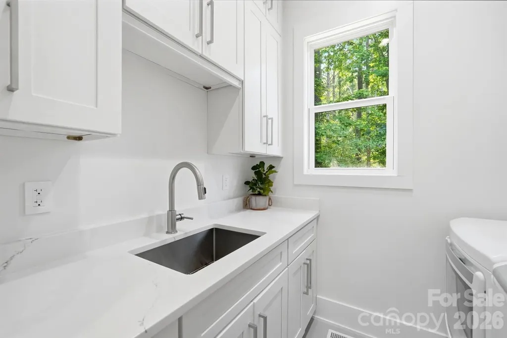145 Crooked Branch Way Troutman NC 28166