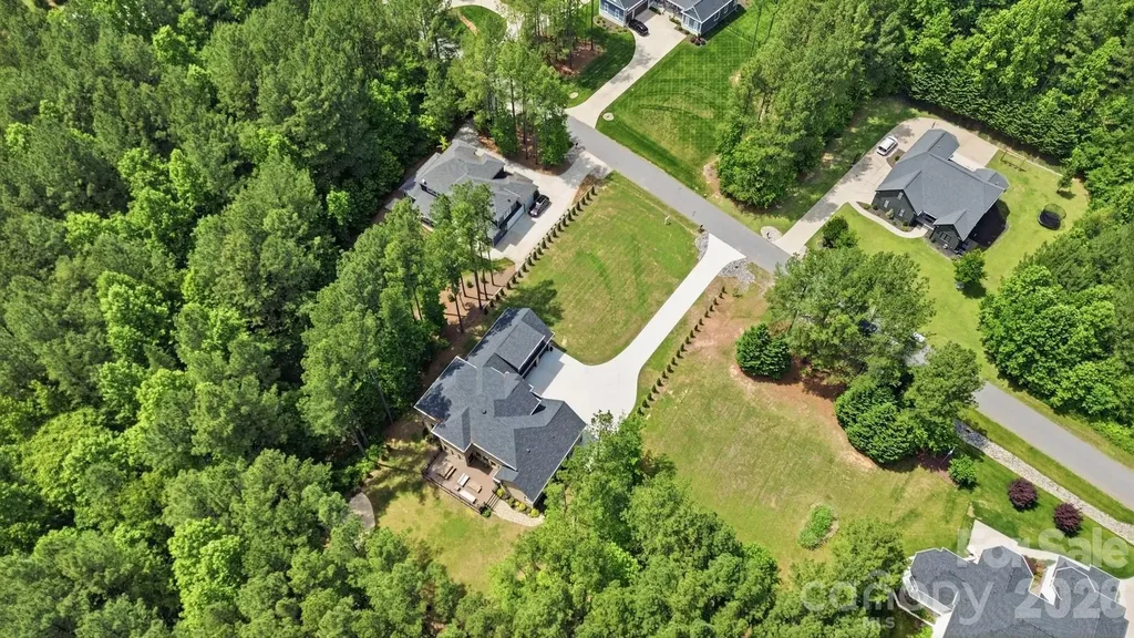 145 Crooked Branch Way Troutman NC 28166