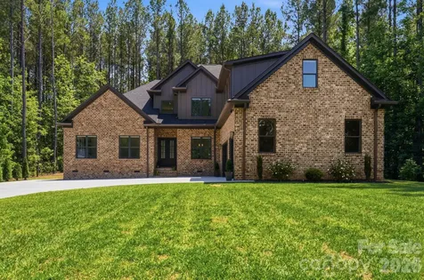 145 Crooked Branch Way Troutman NC 28166