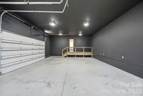 145 Crooked Branch Way Troutman NC 28166