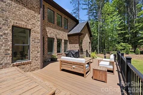 145 Crooked Branch Way Troutman NC 28166