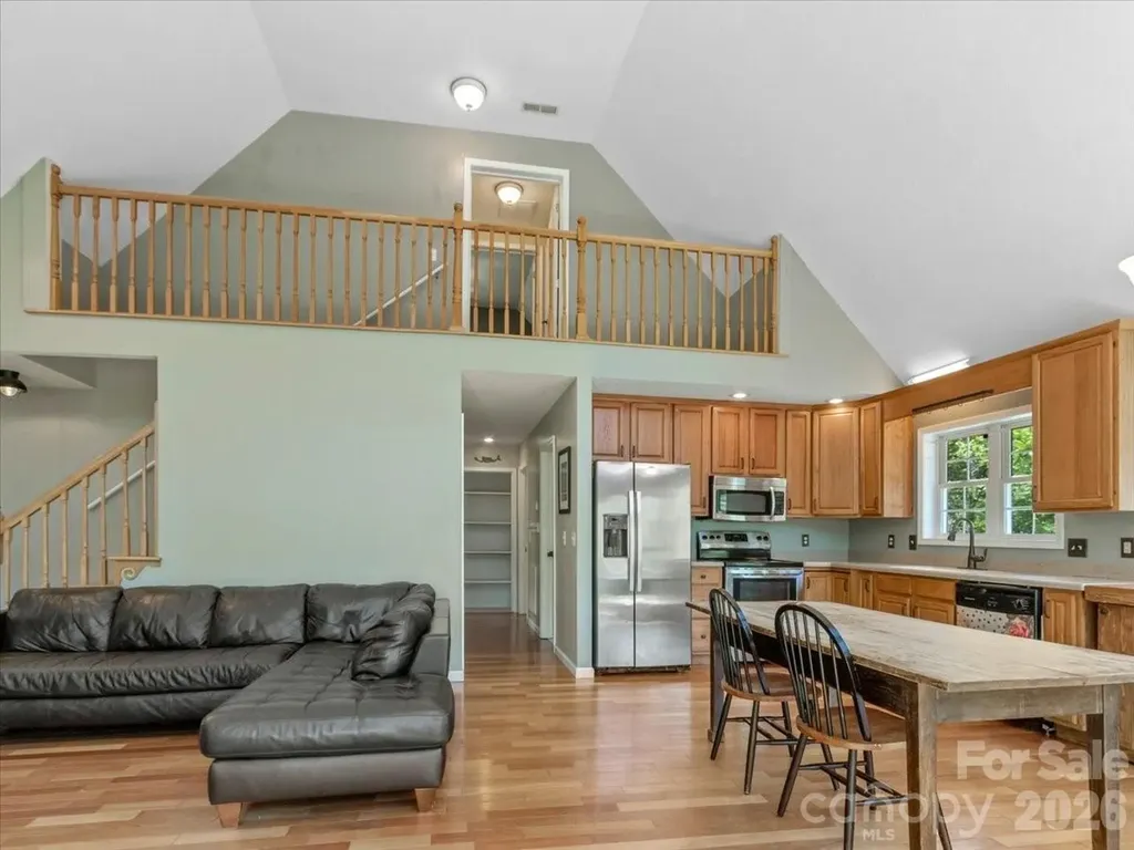 7714 State Highway 197 Highway N Green Mountain NC 28740