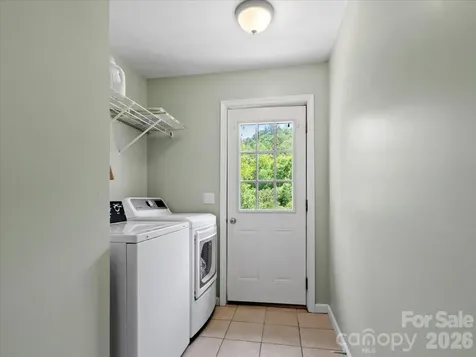 7714 State Highway 197 Highway N Green Mountain NC 28740
