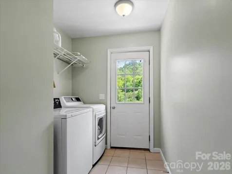 7714 State Highway 197 Highway N Green Mountain NC 28740