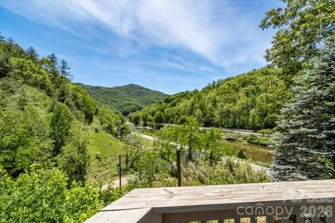 7714 State Highway 197 Highway N Green Mountain NC 28740