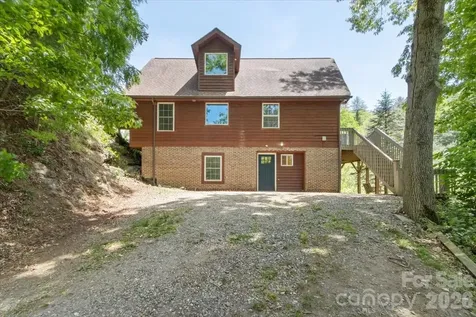 7714 State Highway 197 Highway N Green Mountain NC 28740