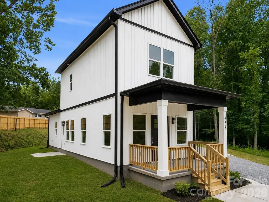 829 E Arch Street Lancaster SC 29720