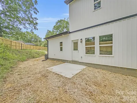 829 E Arch Street Lancaster SC 29720