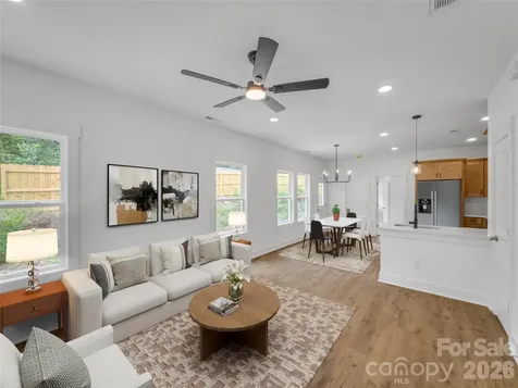 829 E Arch Street Lancaster SC 29720