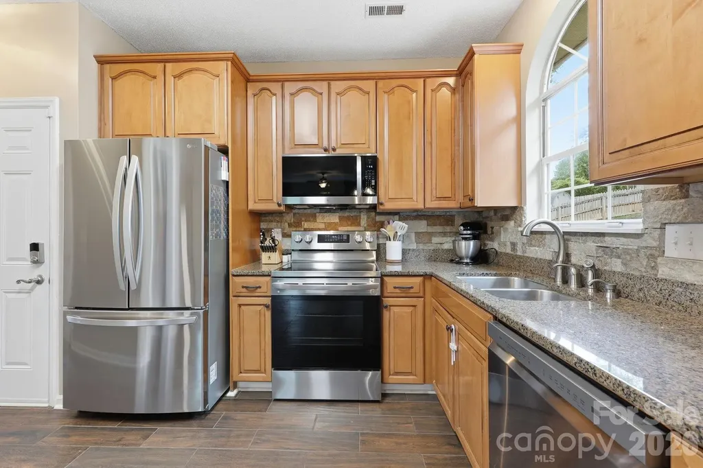 1955 Stratton Court Kannapolis NC 28081
