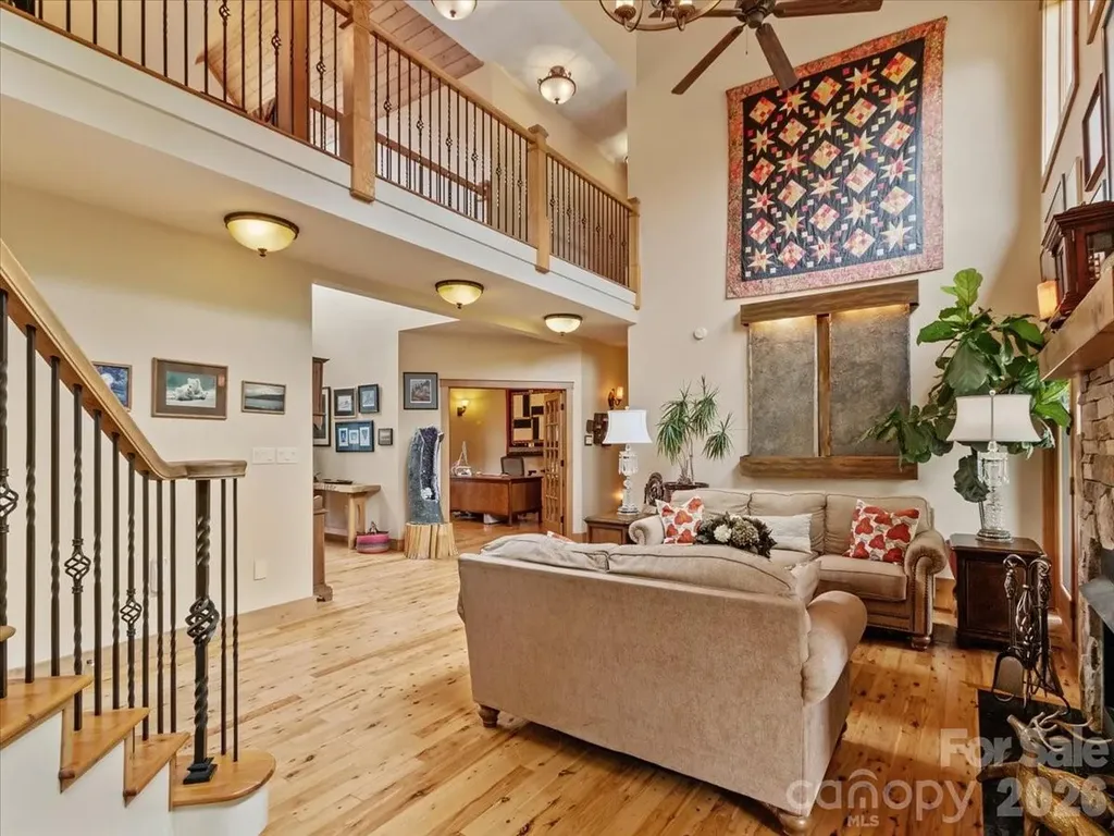 750 Barebridge Drive Burnsville NC 28714