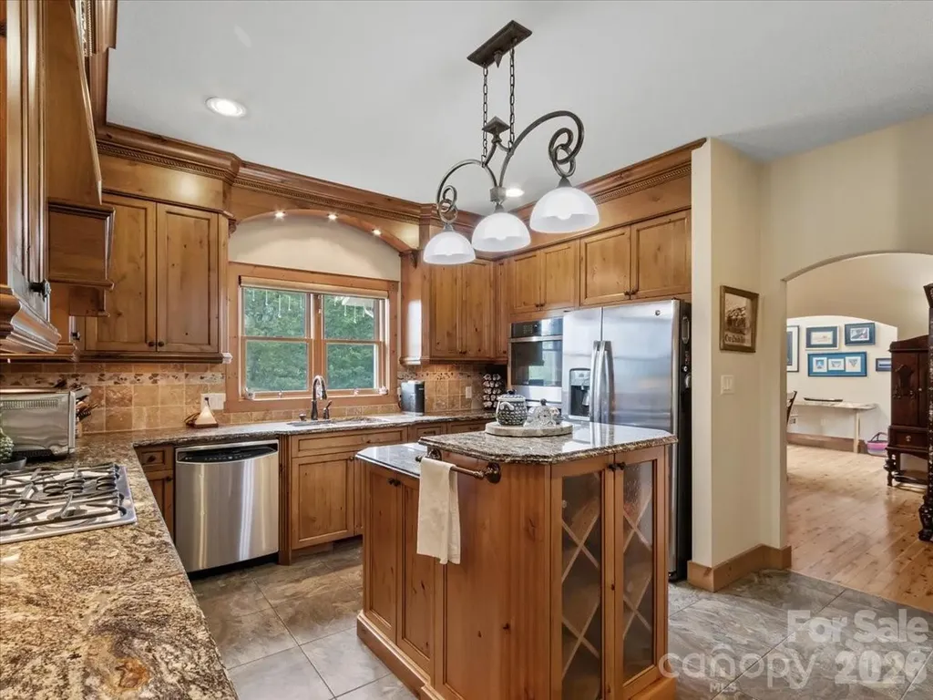 750 Barebridge Drive Burnsville NC 28714
