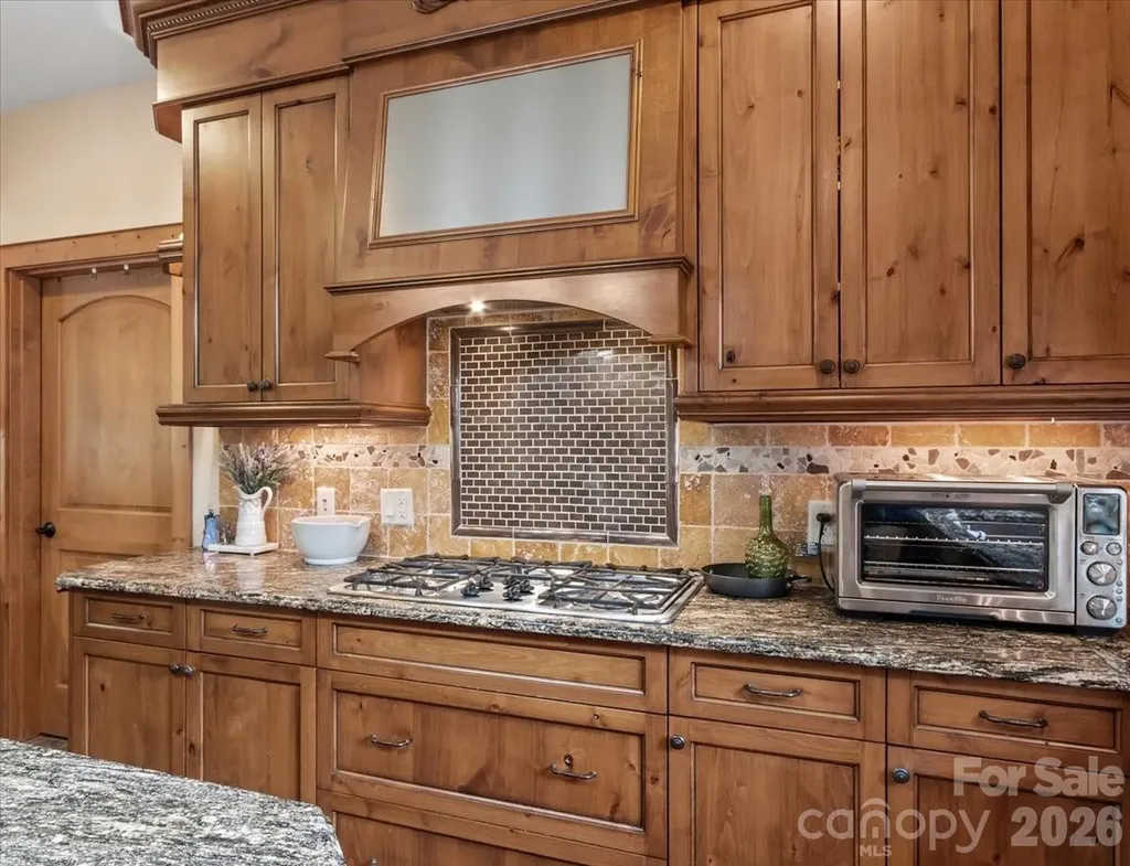 750 Barebridge Drive Burnsville NC 28714