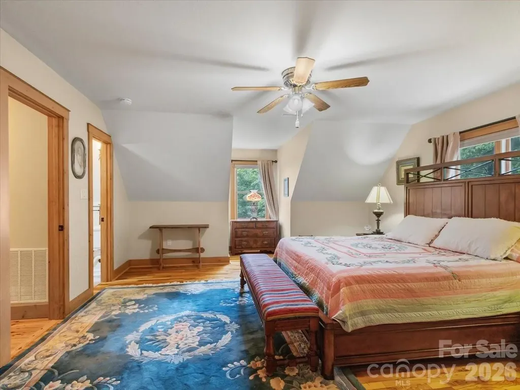 750 Barebridge Drive Burnsville NC 28714