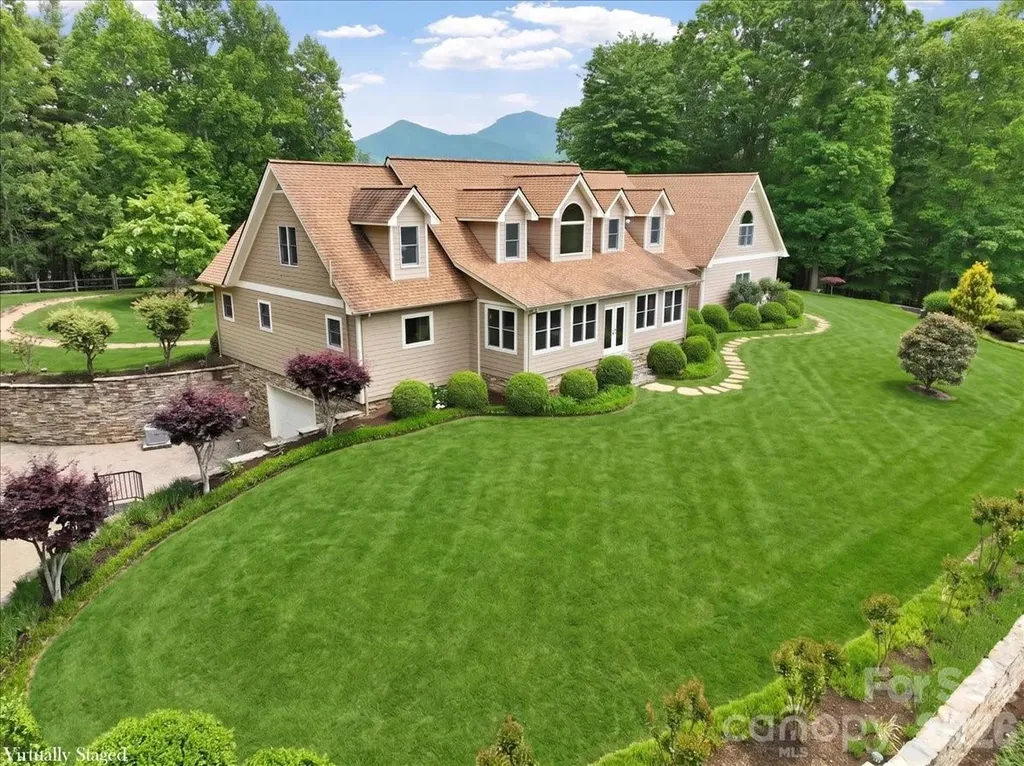 750 Barebridge Drive Burnsville NC 28714