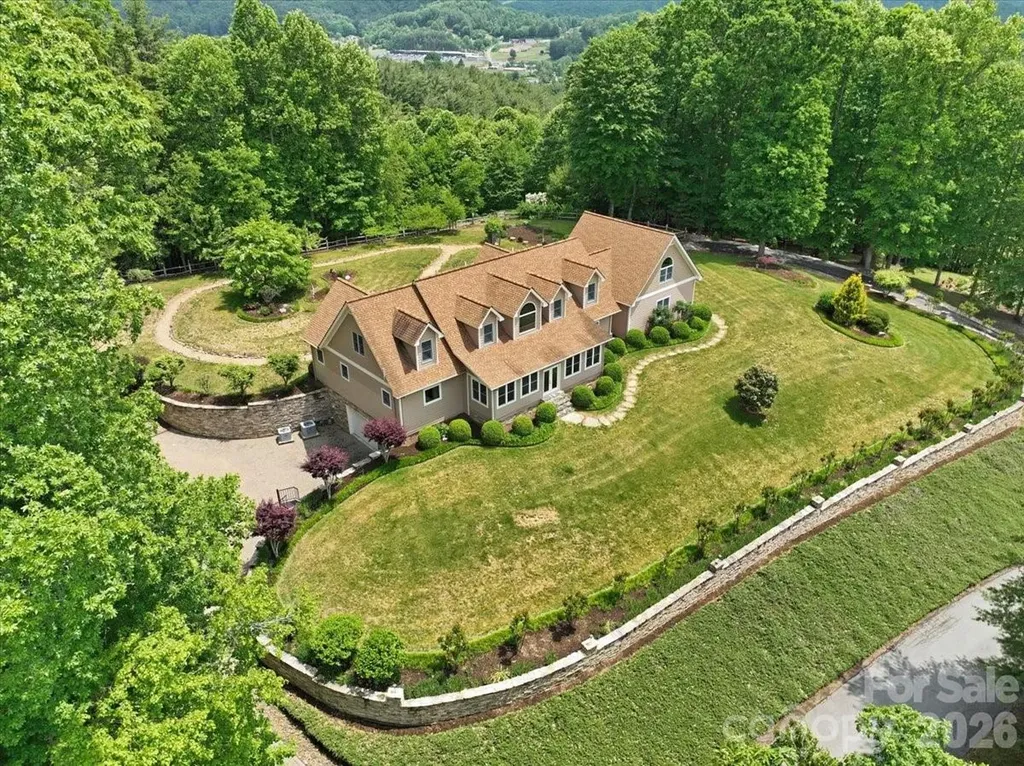 750 Barebridge Drive Burnsville NC 28714
