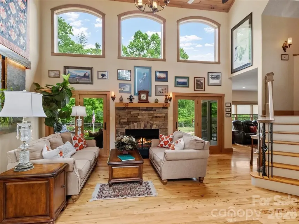750 Barebridge Drive Burnsville NC 28714