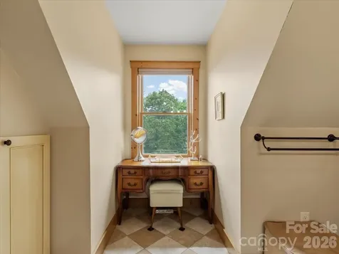 750 Barebridge Drive Burnsville NC 28714