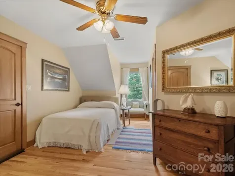 750 Barebridge Drive Burnsville NC 28714
