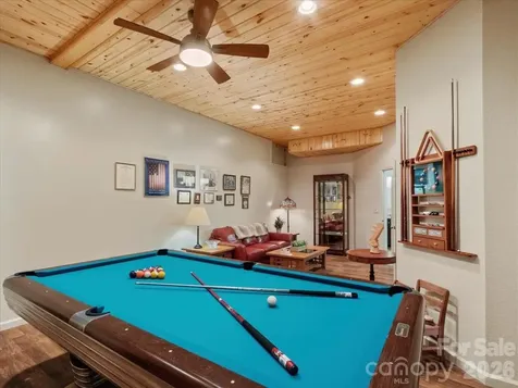 750 Barebridge Drive Burnsville NC 28714