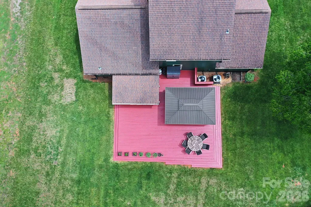 5438 Winding Oak Drive Hickory NC 28602