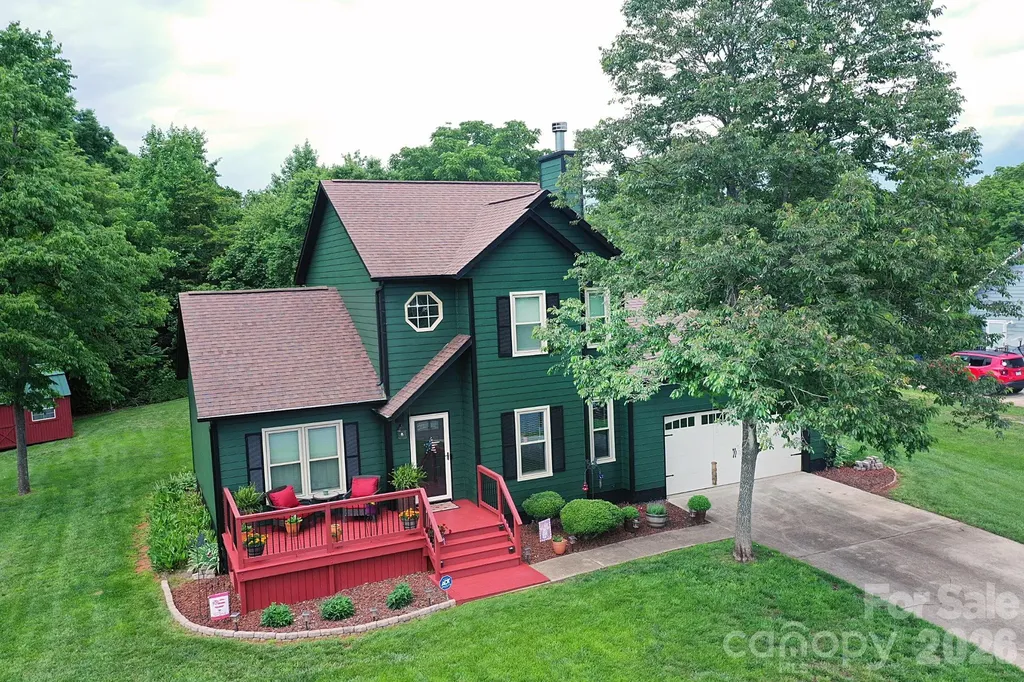 5438 Winding Oak Drive Hickory NC 28602