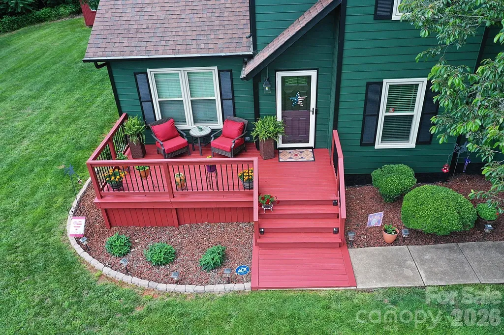 5438 Winding Oak Drive Hickory NC 28602